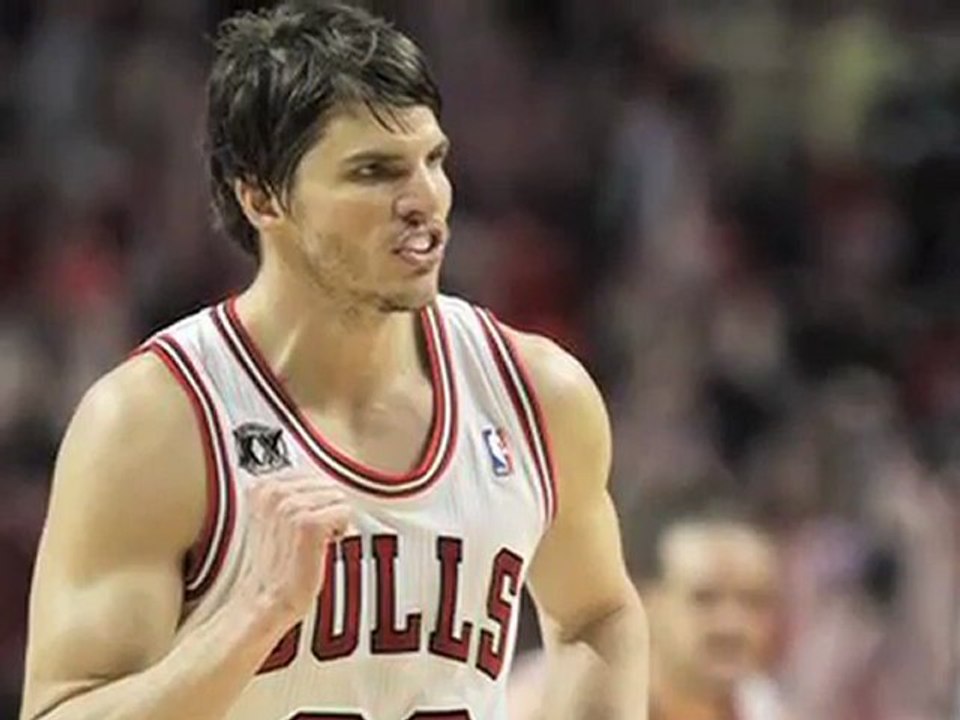 Bulls, Heat Win Openers