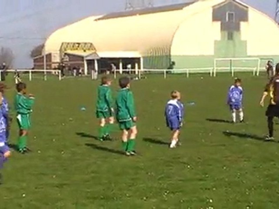 Plateau débutants de villers en cauchies du 02/04/11 Match 3 MOV017