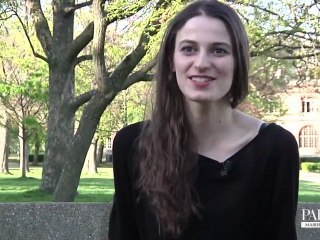 Pousse le son de Sophie Oz !