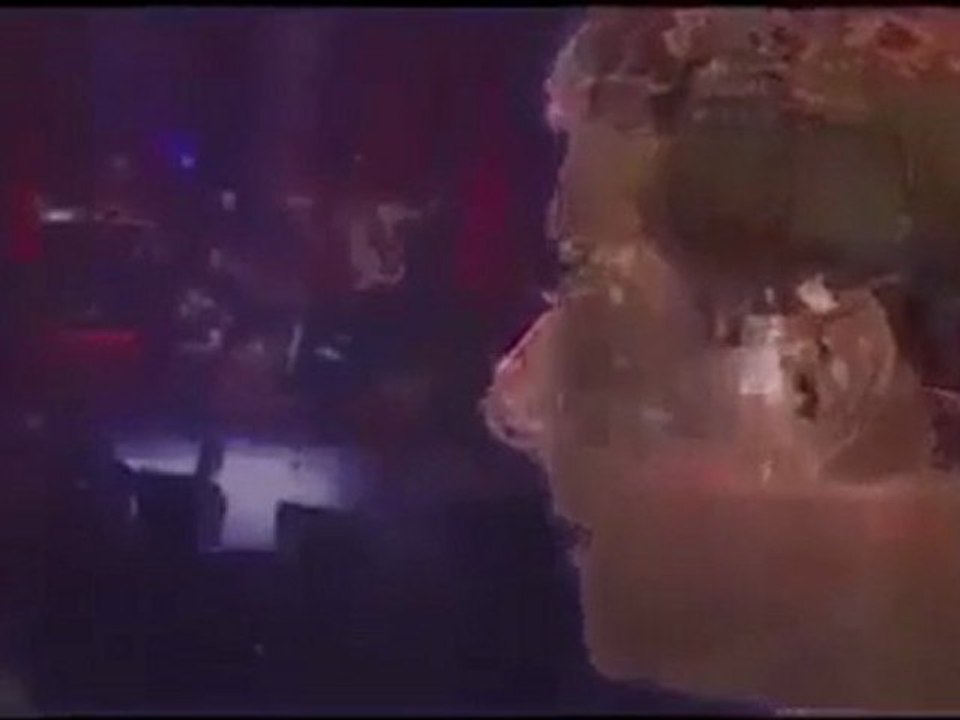 ağladıkça ipanyolca ibranice yunanca -Meno Ektos-Yoav Itzhak-exclamó--היא קראה