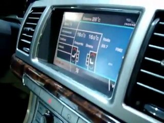 Os luxos do Jaguar XF - QR no Salão 2008