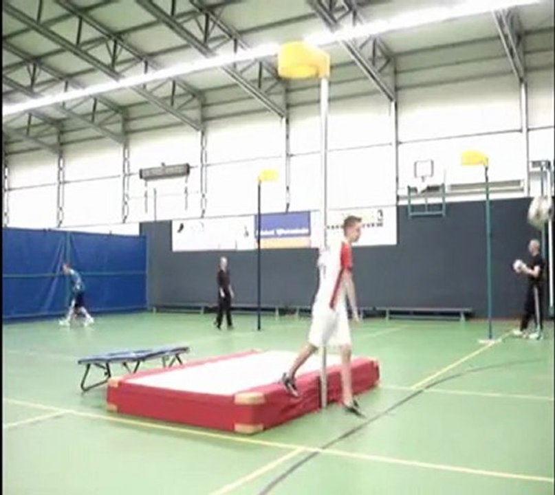 The Flying Nutcracker !