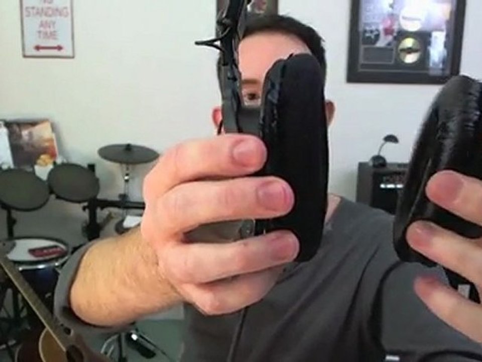 Sony MDR-7506 Headphones Review - Professional Studio ...