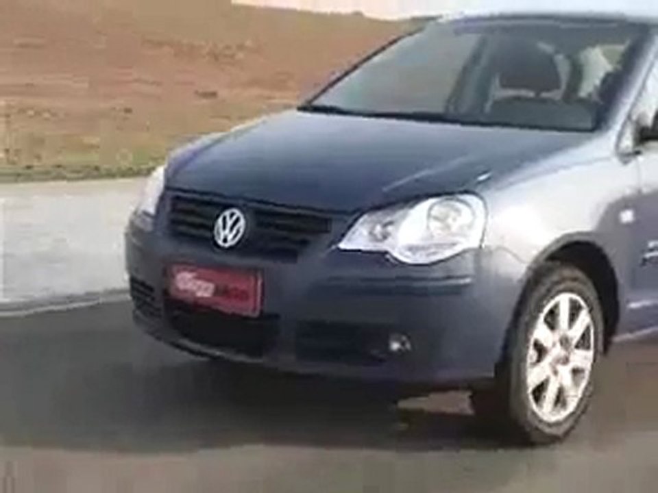 VW Polo Sedan - QUATRO RODAS