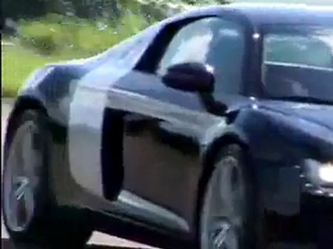 Audi R8 - QUATRO RODAS