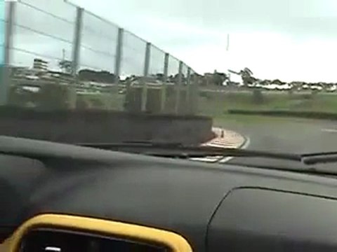 Punto T-Jet em Interlagos 1 - QUATRO RODAS