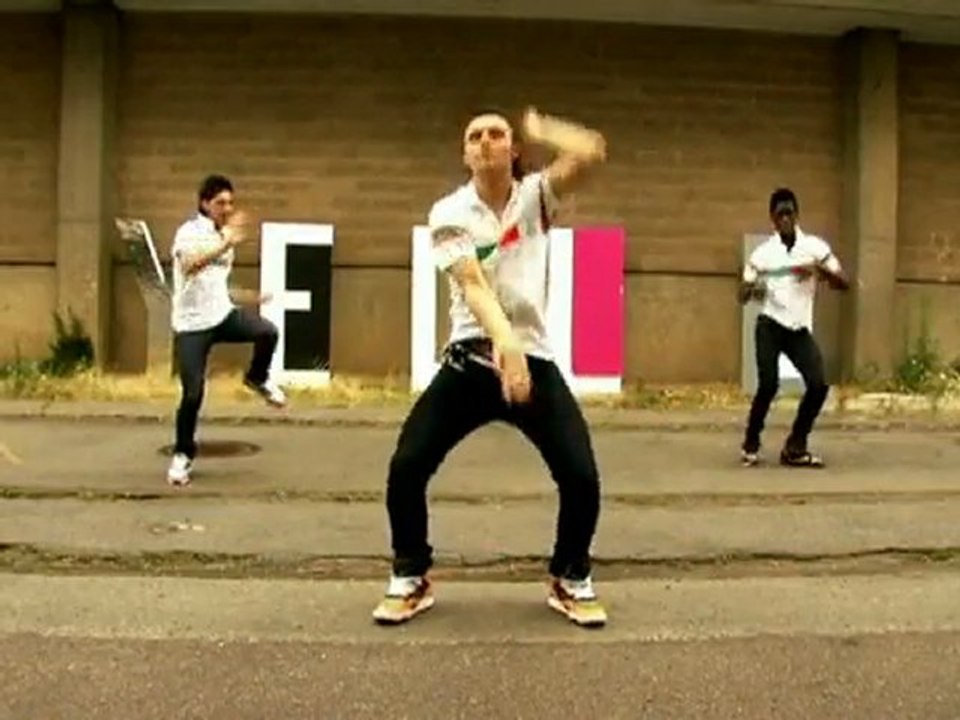 Yelle - A Cause Des Garcons