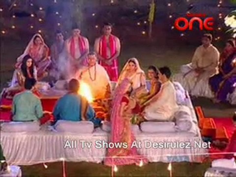 Ganga Ki Dheej [Episode 100] - 18th April 2011 pt1
