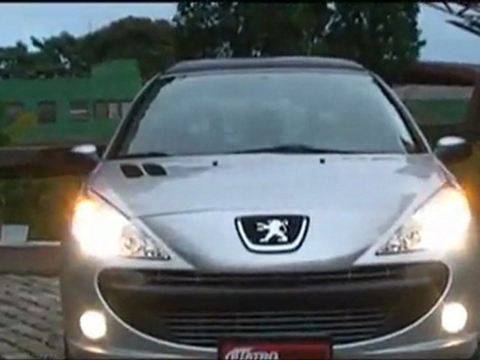 Peugeot 207 Quiksilver - QUATRO RODAS