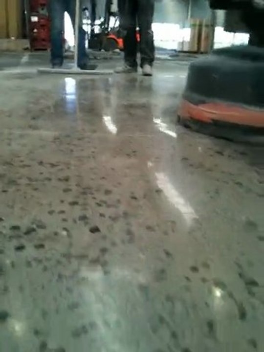 TechFloorRenov, béton poli, superfloor, béton brillant sur vieille dalle