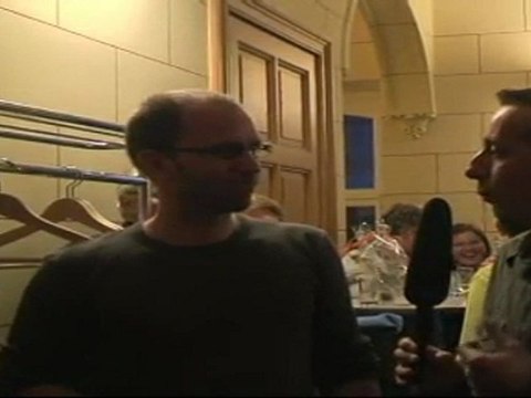 Spectacle par les classes maternelles de l'école communale d'Oneux- 02/04/2011