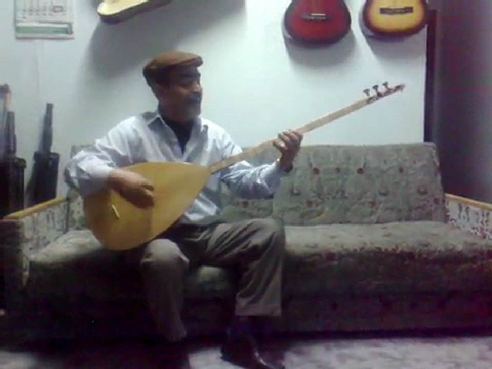 Kaman Saz Evi ( Menderes Önal'ın kendi bestesi - EşekoğluEşek )