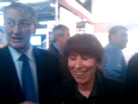 Claude Pernès et Fadela Amara au salon de la nouvelle ville