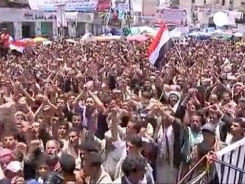 Security forces fire on protesters in Yemen
