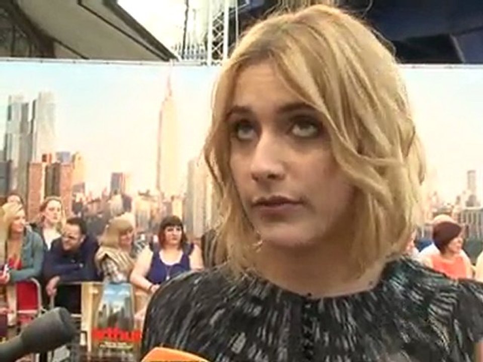 Russell Brand & Katy Perry at Arthur premiere