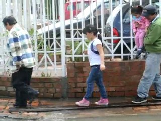 Intensas lluvias mantienen en alerta a Colombia