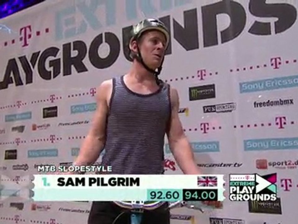 1st Mountainbike Slopestyle - Sam Pilgrim @ Telekom Extreme Playgrounds Duisburg 2011 [HD]