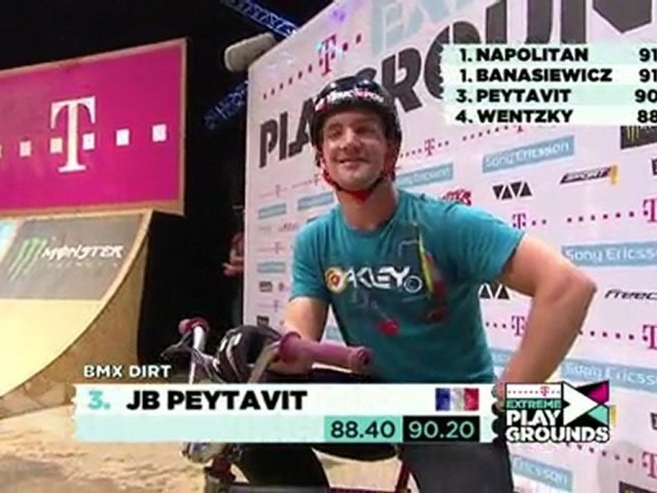 3rd BMX Dirt Jump - JB Peytavit @ Telekom Extreme Playgrounds Duisburg 2011 [HQ]