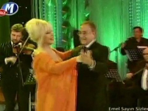 EMEL SAYIN & YAŞAR ÖZEL £££ Beklenen Şarkı