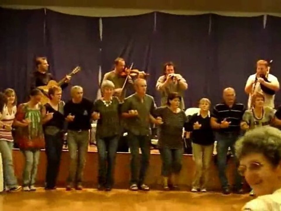 ton simple gavotte du groupe de fest noz  "E leizh"