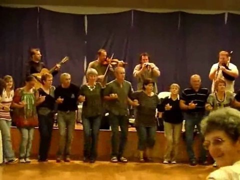 ton simple gavotte du groupe de fest noz E leizh