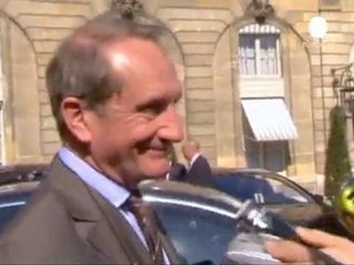 Libia: Sarkozy, intensificheremo raid aerei