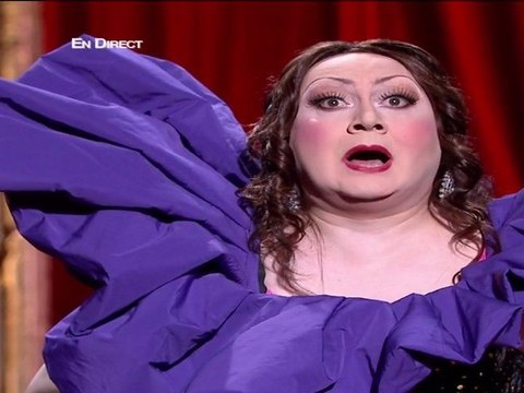 Michel Fau MOLIERES 2011 : Carla Bruni Sarkozy : Quelqu'un m'a dit (Parodie) HD