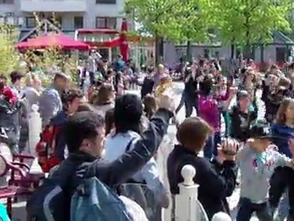 flashmob UGSEL74  Thonon