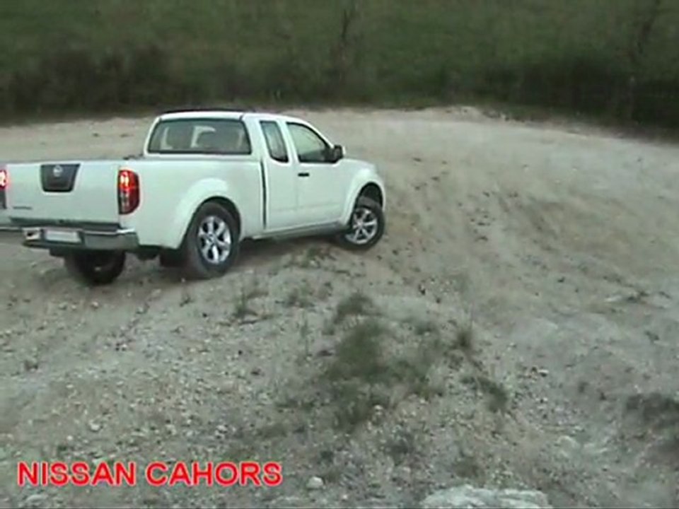 essai tout-terrain pick-up navara 190cv nissan laudis cahors