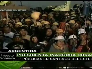 Fernández inaugura obras vía teleconferencia en Argentina