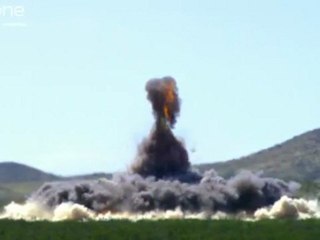 Bombanın verdiği tahribat "teknoctrl.com"