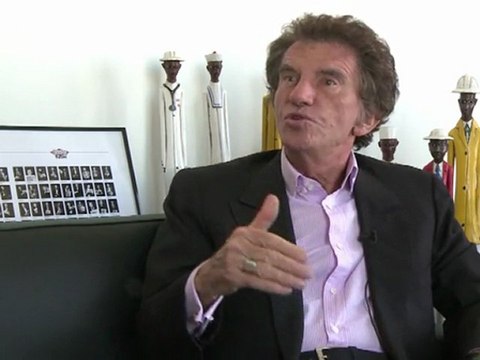 Défenseur des droits: Jack Lang candidat à aucune fonction