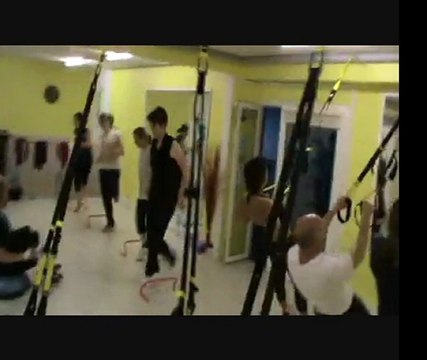 Séance avec TRX POIDS DE CORPS/Musculation poids de corps/cardio