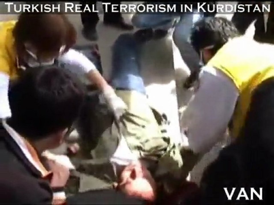 Van'daki Olaylar ve Polis Terörü, Van Halkı YSK'nin Hukuk Dışı Veto Kararına Öfkeli! 21.04.2011