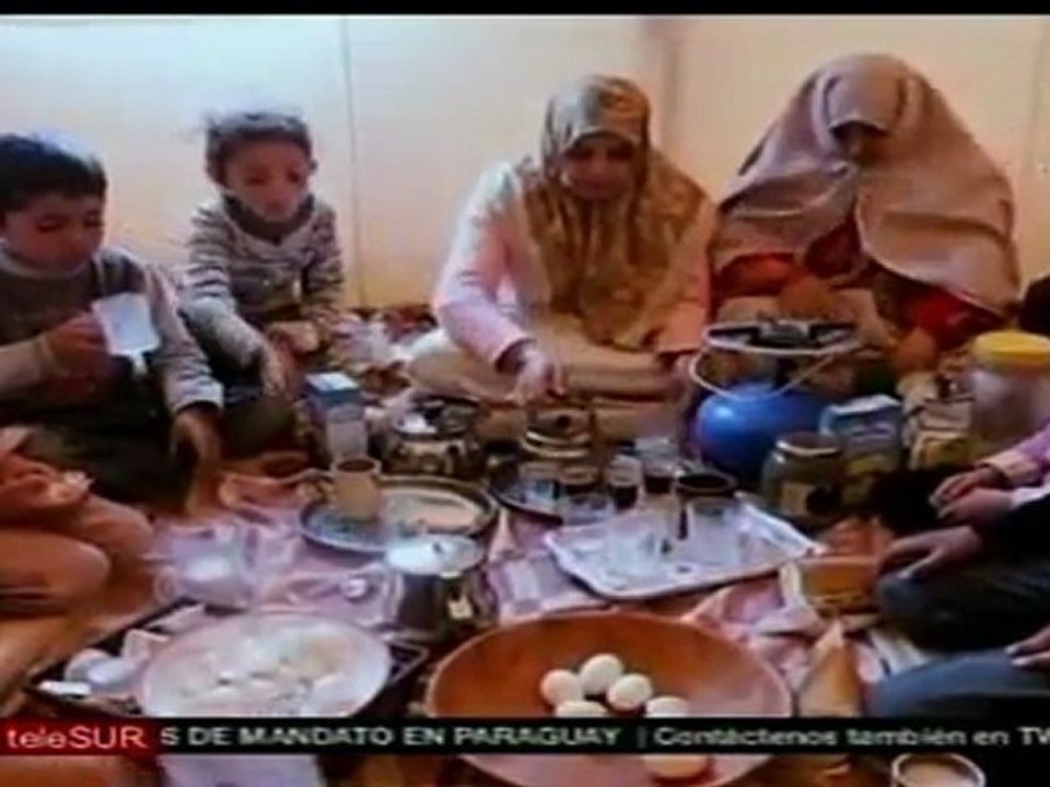 Continúa éxodo de Libia a Túnez