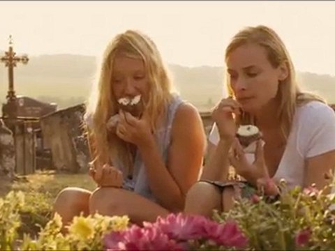 Pieds nus sur les limaces TRAILER