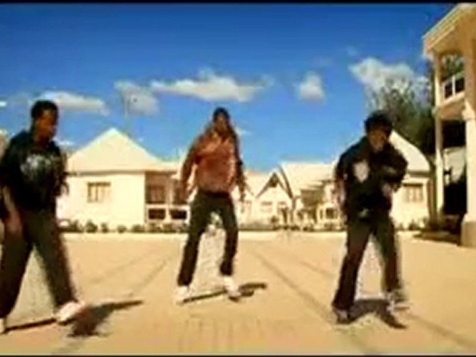 VAIAVY CHILA - ambila mahito