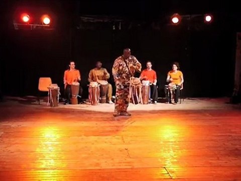 VLM N'Dar au chapiteau, Relecq Kerhuon 2011