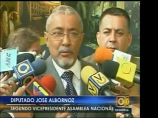 El diputado José Albornoz declaró sobre la decisión de su bl