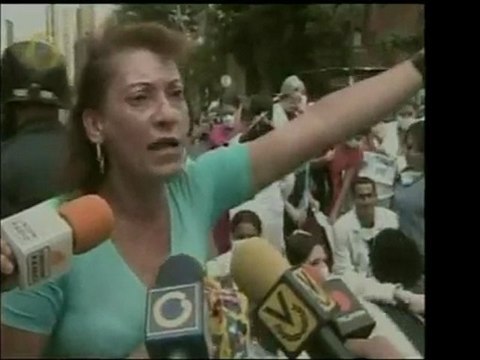 Médicos de la Maternidad Concepción Palacios protestaron por