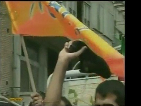 En Irán continúan manifestaciones multitudinarias contra y a