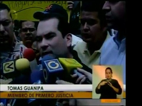 Primero Justicia fue a Defensoría a exigir justicia por la m