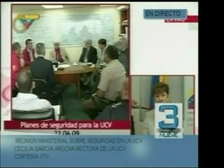 Las autoridades del Min. de Educación y de la UCV se reunier