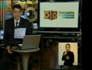 Alejandro Adriani, hermano de uno de los náufragos, solicita