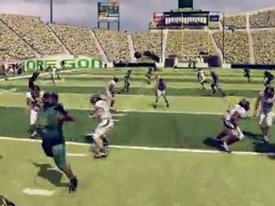 NCAA Football 12 Trailer Gameplay