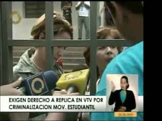 En su camino hacia la Univ. Sta. María, estudiantes universi