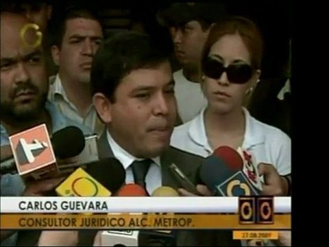 Carlos Guevara, Consultor Jurídico de la Alc. Metropolitana,