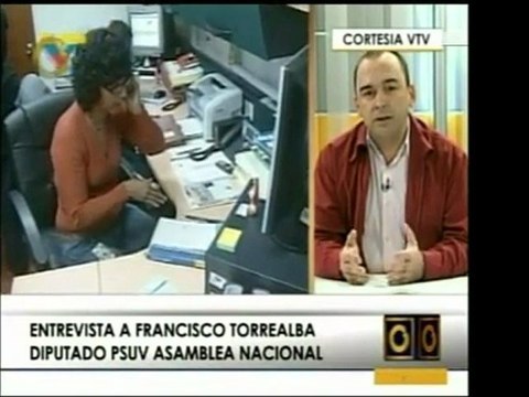Un diputado del PSUV explica los puntos más importantes de l