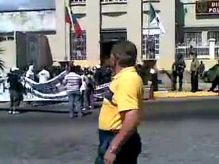 @globovision Video aficionado enviado por estudiante de enfr