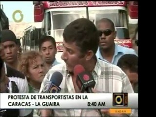 La vía Caracas-La Guaira fue obstruída en ambos sentidos por